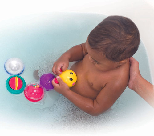 Aquativity Caterpillar bath toy by BABY EINSTEIN