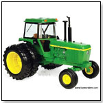 RC2 ERTL John Deere - 4630 Farm Tractor Dealer Edition 1:16 scale die-cast collectible model by TOY WONDERS INC.