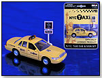 NYC Taxi Cab & Sign Set by DARON WORLDWIDE TRADING