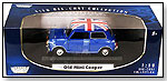 Motormax - Old Mini Cooper Hard Top w/ British Flag by TOY WONDERS INC.