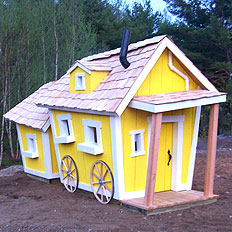 Kids Crooked House - Wagon Playhouse