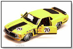 Maisto Custom Shop - 1970 Ford Mustang Boss 302 Hard Top #70 1:24 Scale Die-cast Model Car by TOY WONDERS INC.