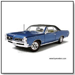 Highway 61 - 1966 Pontiac GTO Hard Top. 1:18 scale diecast collectible model car by TOY WONDERS INC.