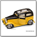 Yatming/ Road Signature - 1931 Ford Model A Sedan 1:18 scale die-cast collectible model by TOY WONDERS INC.
