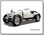 BBurago Gold - 1931 Mercedes-Benz SSKL Convertible. 1:18 scale die-cast collectible model car by TOY WONDERS INC.