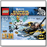 Super Heroes Arctic Baan vs Mr Freeze by LEGO